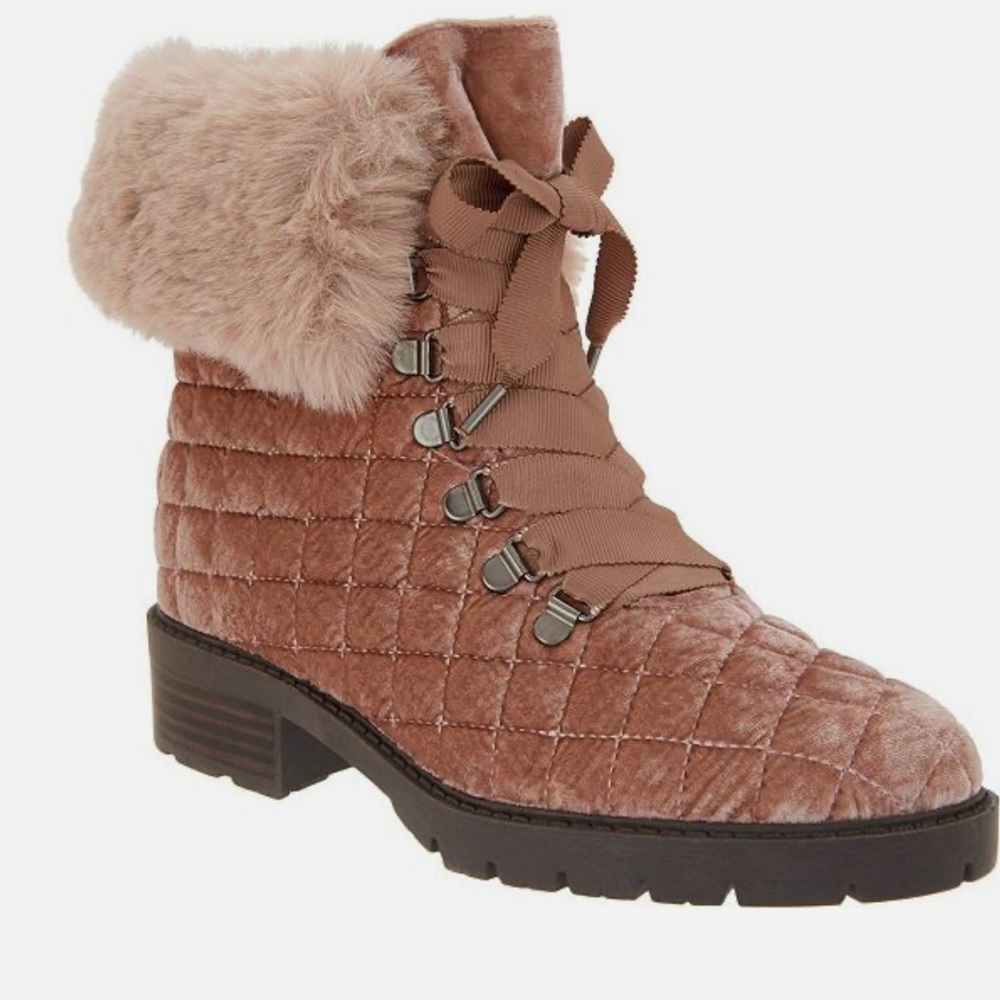 Isaac Mizrahi Live! Velvet and Faux Fur Quilted Hiker Boots Light Pink Size 7.5